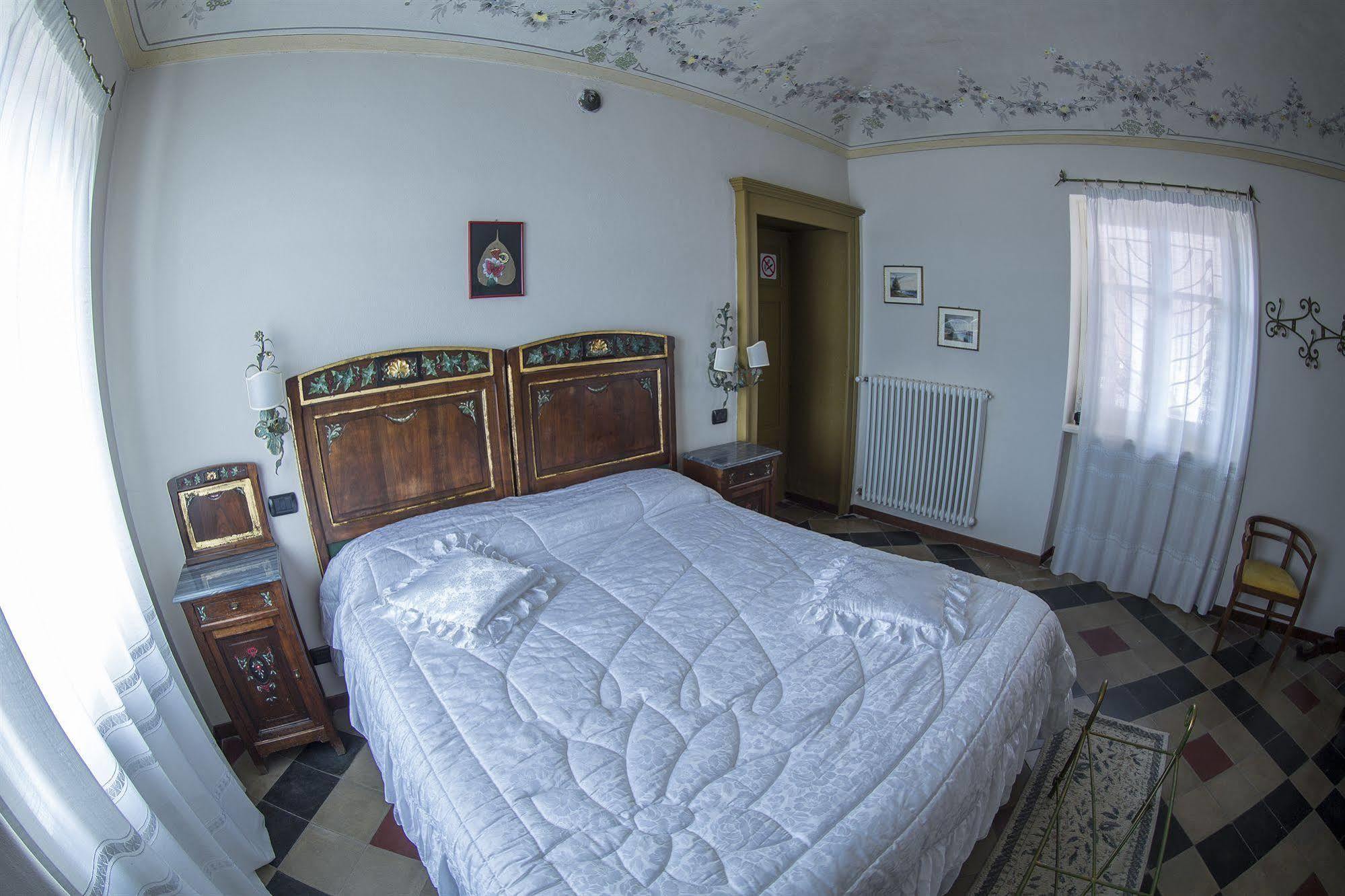 Agriturismo San Martino Clavesana Eksteriør bilde