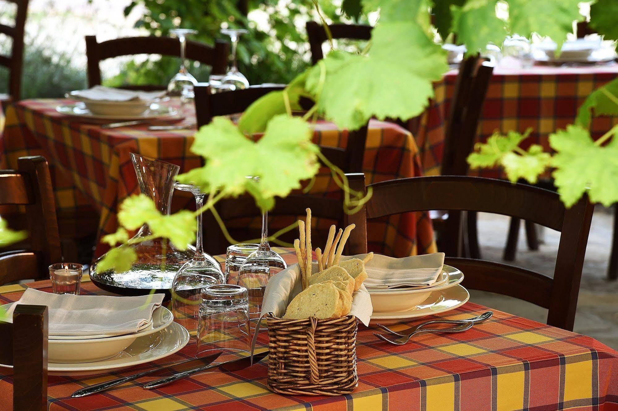 Agriturismo San Martino Clavesana Eksteriør bilde